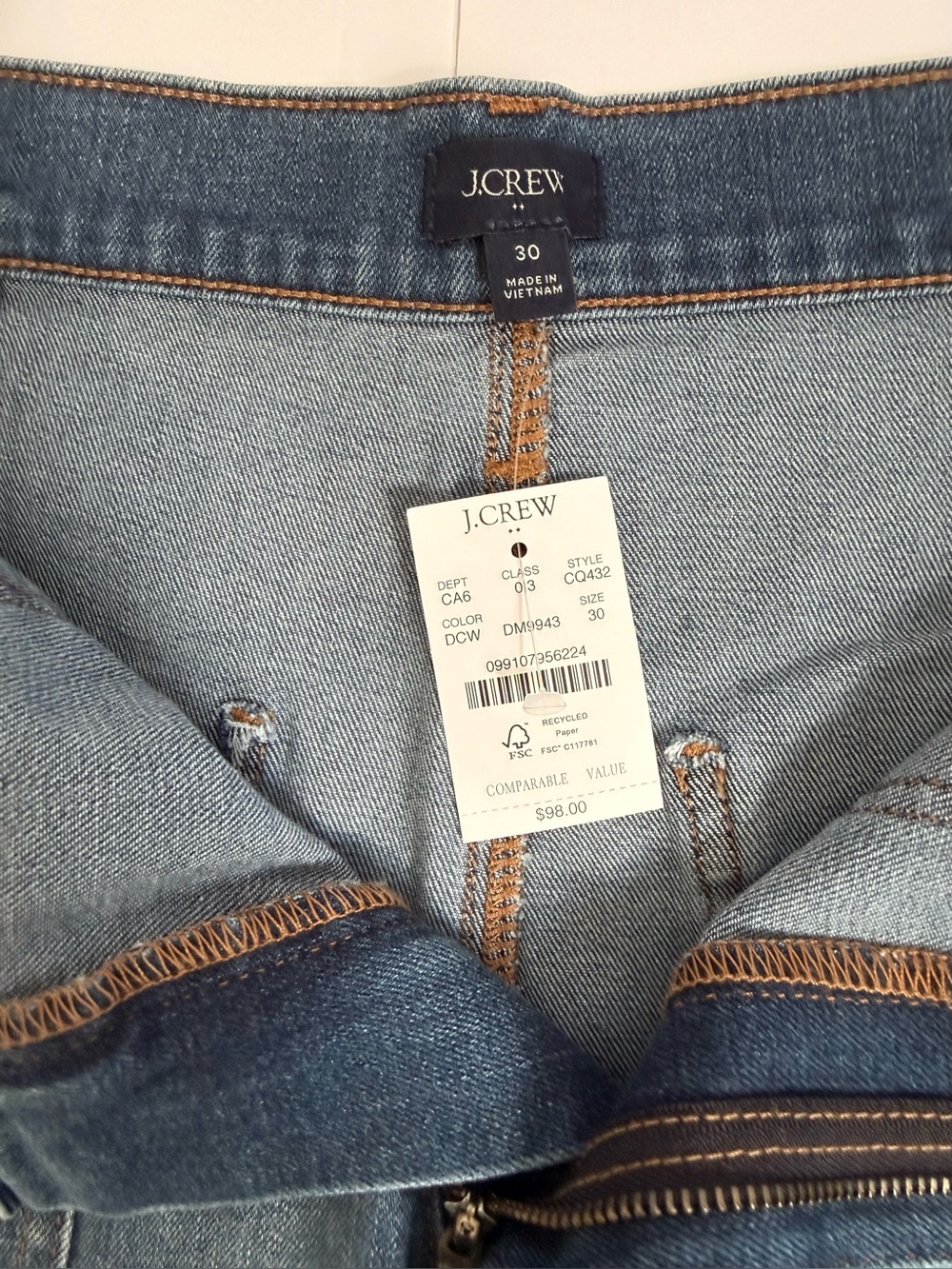 NWT - JCrew Denim Shorts - Deep Cyan Wash - Size 30 - Picture 6 of 10